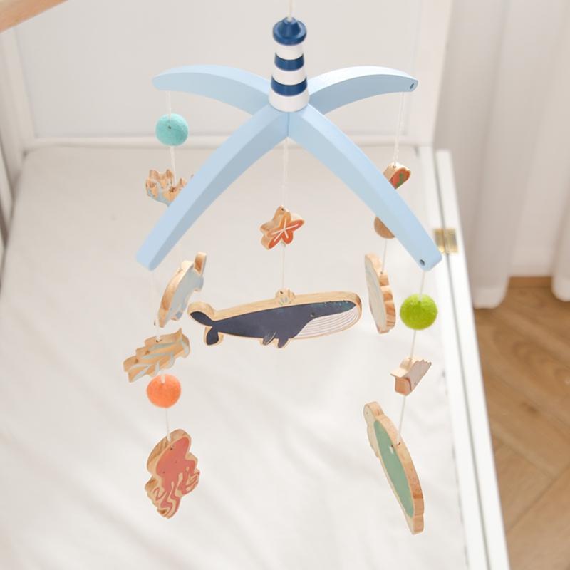 Baby Bed Bell Hanging Toy 0-12 Months Newborn Wooden Mobile Music Crib Rattle Toy Cartoon Whale Crib Holder Bracket Infant Gift