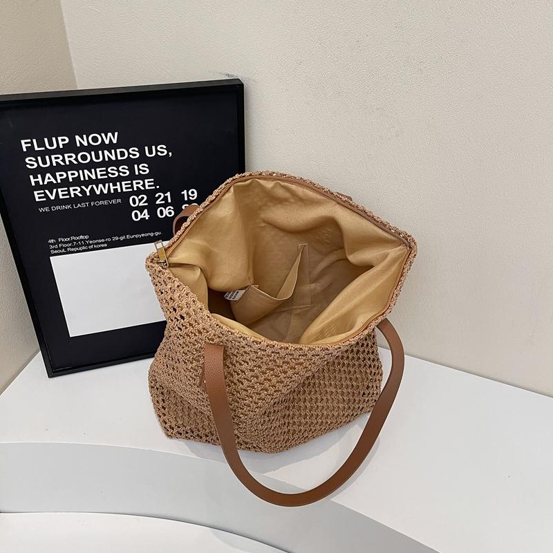 Woven Tote Bag for Women Summer Beach Handbag with Faux Leather Strap Fashion Casual Carryall