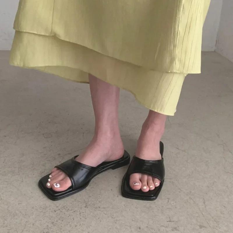 

Модная женская обувь в продаже Открытый носок Горячая распродажа Повседневные шлепанцы Женские Уличные Повседневные Квадратный носок Женские Лаконичные Низкий каблук Неглубокие Сандалии 40 чёрный