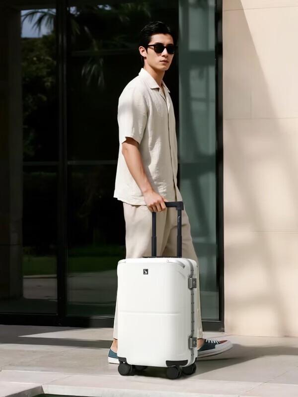 OIWAS Coastline Series 6867 Aluminum Frame Luggage