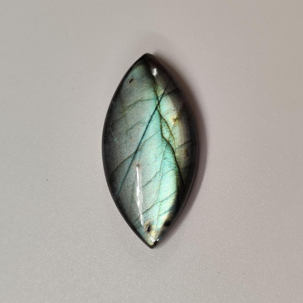 Grüner Schillernder Markise-Form Natürlicher Labradorit Cabochon Loser Edelstein, 36 Karat, 38x19x7 MM Größe.