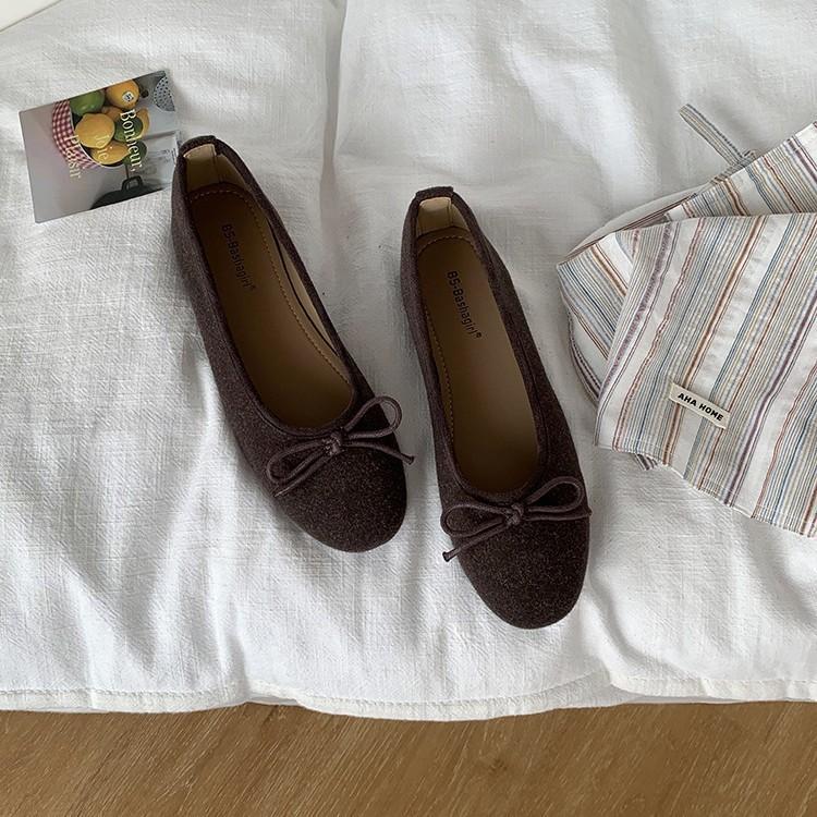 Soft-soled fairy style ballet single shoes 2025 autumn new French bow light mouth retro color matching grandma Doudou shoes