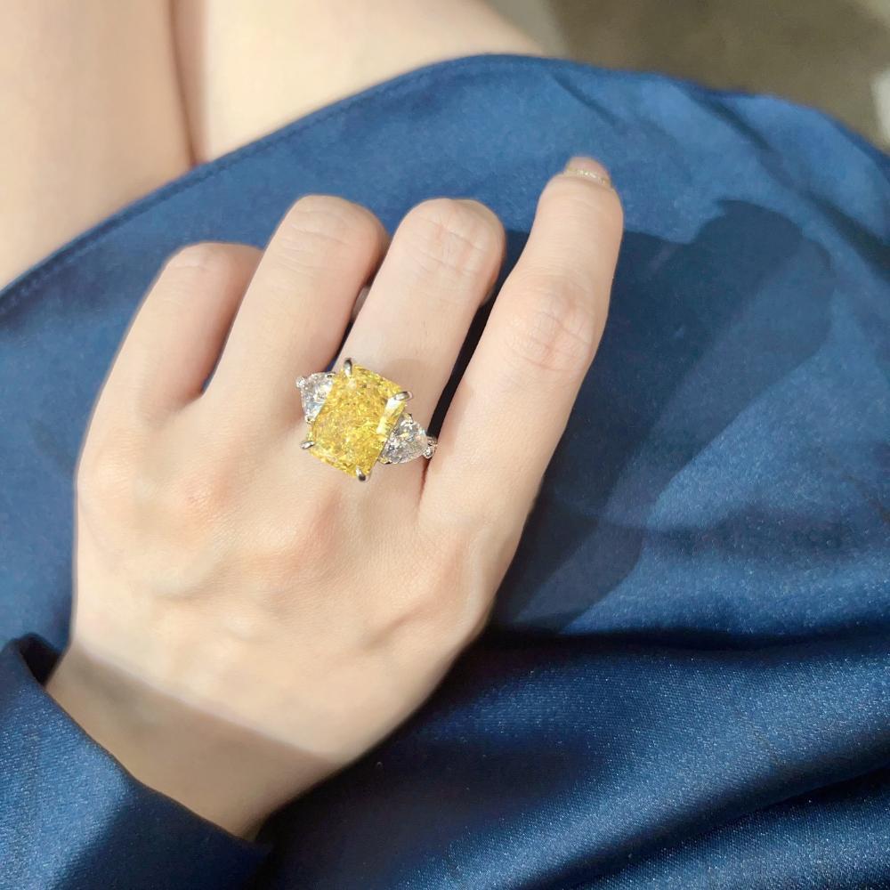 4ct Yellow Diamond Rock Sugar Ring Women's 925 Sterling Silver, Ice Flower Cut Sugar Cube Ring Niche High-end Light Luxury