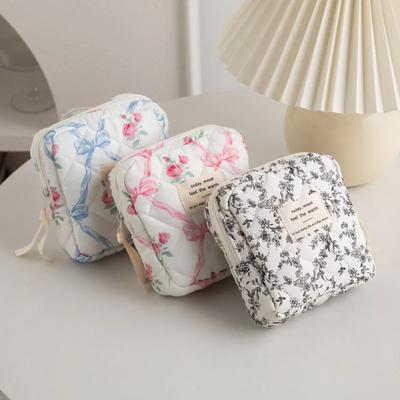 Niedliche Schleife Make-up Tasche für Frauen Lippenstift Toilettenartikel Kosmetiktasche Etui Studentin Damenbinde Tampon Aufbewahrungsetui Organizer Etui