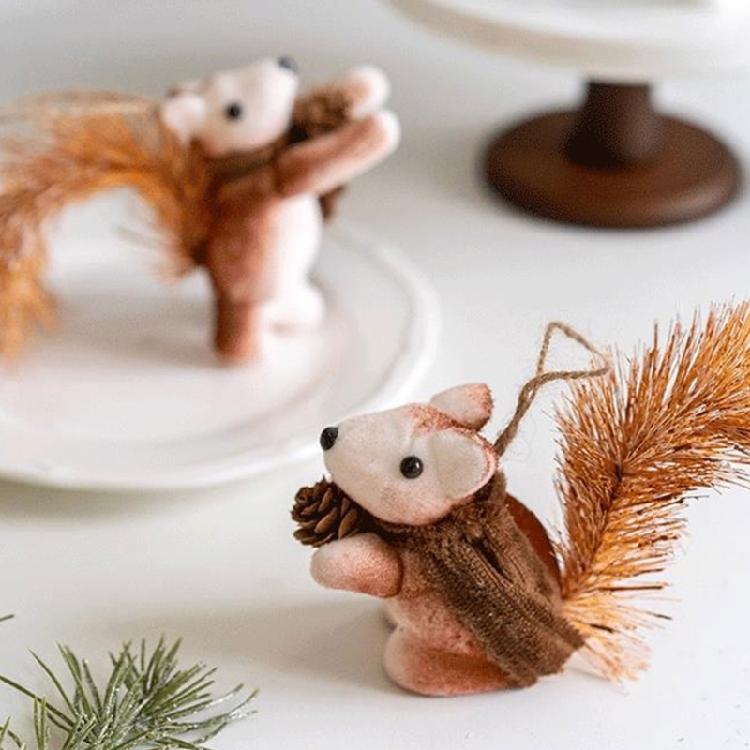 Durable Foam Christmas Squirrel Ornament Party Hanging Decoration For Homes Office Party Holiday Decorative Accent