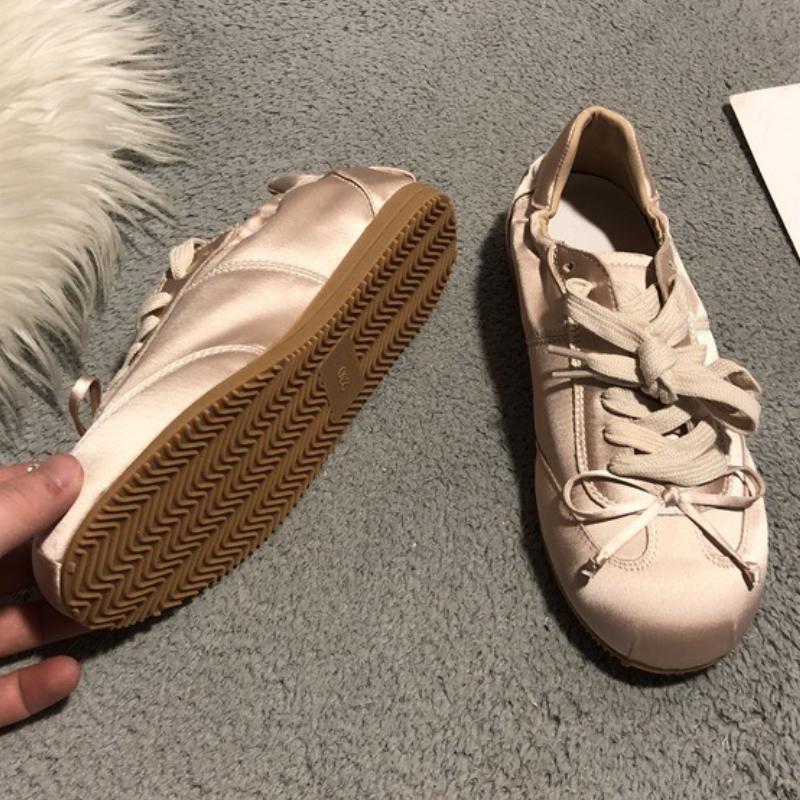 Fashion High Quality Satin Lace-up Flats Women Silver Gray Bow Round Toe Sneakers Comfortable Lightweight Non-slip Zapatillas De Mujer