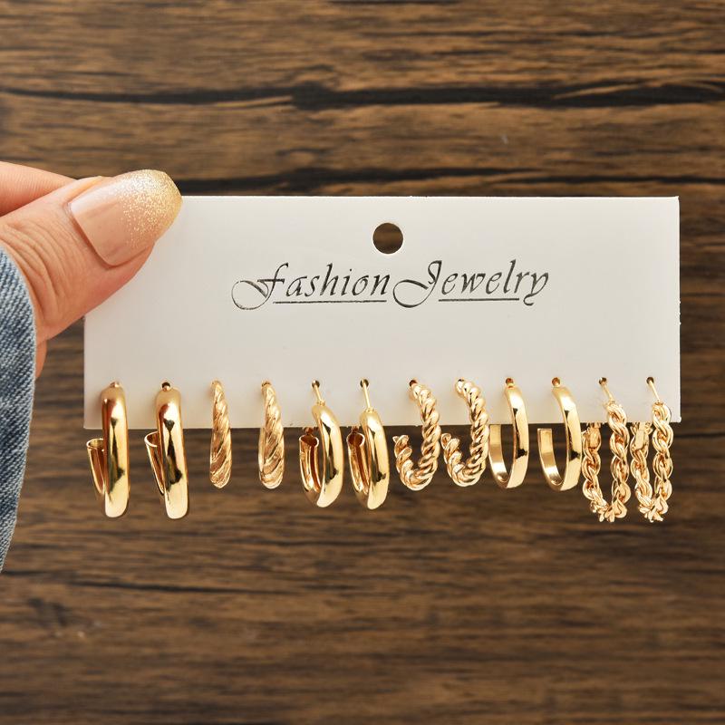 Chic Cross-Border Fashion Earrings for Women: Elegant and Versatile Ear Drops with a Bold, High-End Look