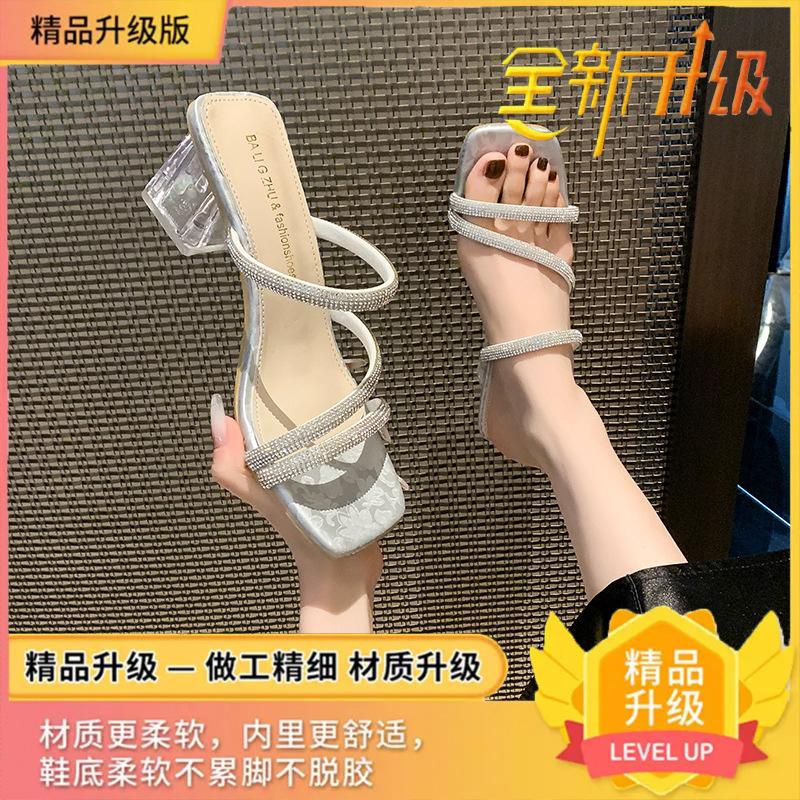 

Босоножки на высоком каблуке со стразами для девочки 2025 весна новинка уличная французская прозрачная юбка хрустальный толстый каблук сказочные шлепанцы 35