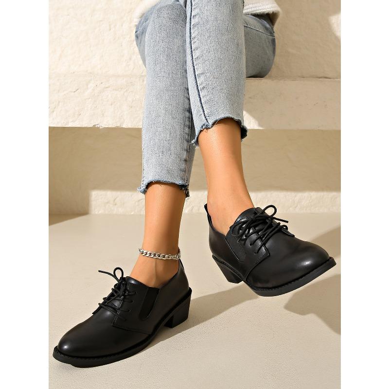 Fall 2025 New Thick-heeled Low-top Single Shoes Women's Plus-size Lace-up Retro Leather Shoes