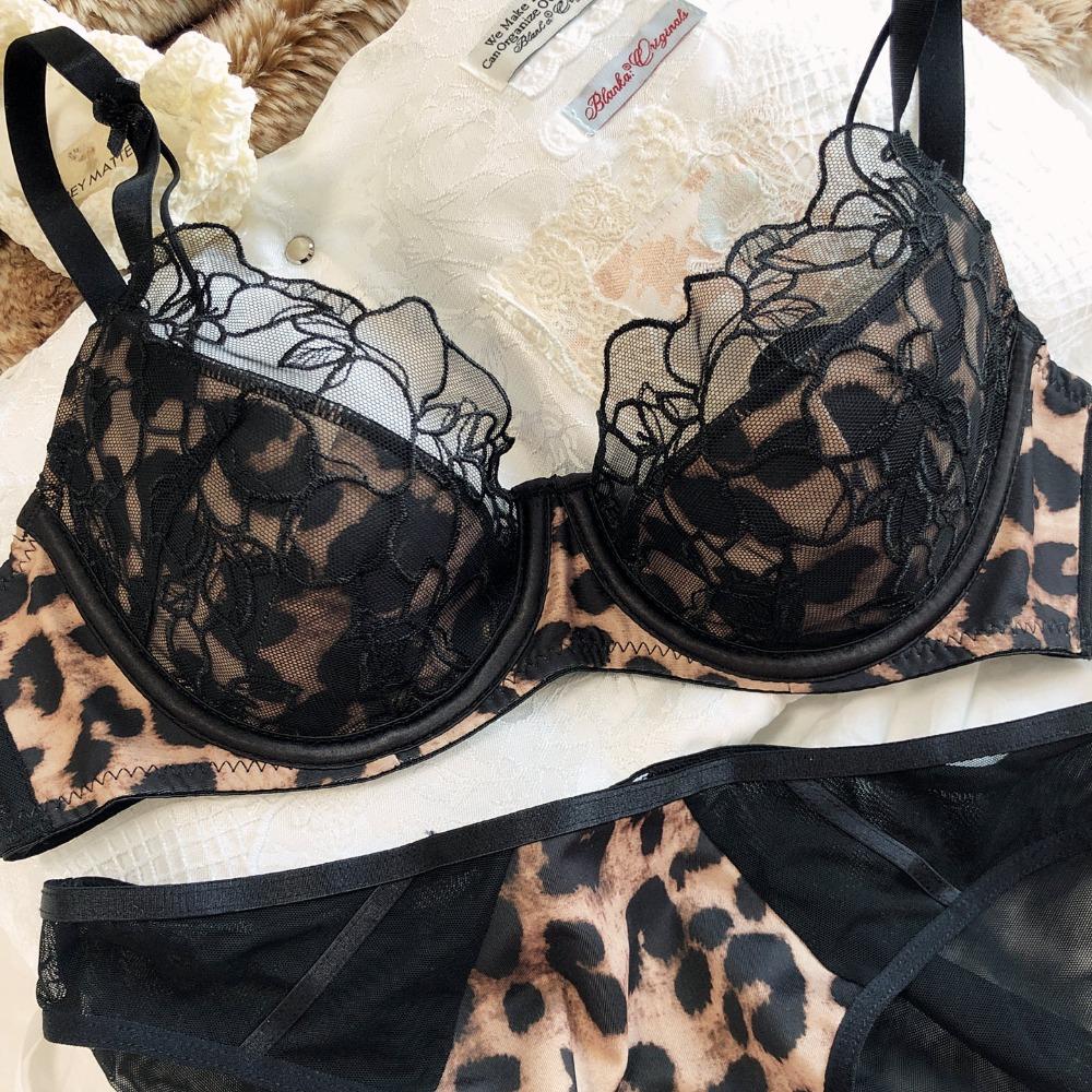 Sexy Dámská Lingerie Set s Leopradím Vzorem Francouzská Krajka Květinová Výšivka Síťovaná Podprsenka Pohodlná Push-Up Podprsenka Šarm Dámské Spodní Prádlo