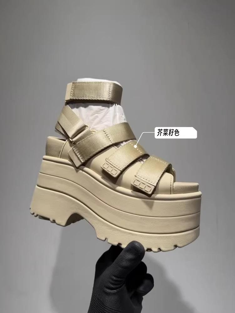 

Модные сандалии на высокой платформе 12 см для женщин, новые сандалии на липучках с увеличенной толщиной для лета 2025 года, повседневная женская обувь на мягкой подошве 37 песочный