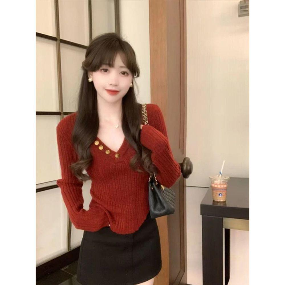 Women's Red V-Neck Knitted Sweater - Slim-Fit, High-End Christmas & New Year Style, Perfect for Autumn/Winter