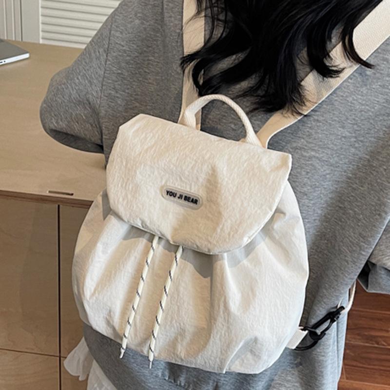 A Large-capacity Laid-back Color-blocking Tote Bag