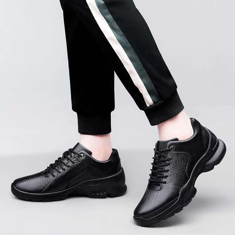 New Men's Breathable Running Shoes Lightweight Athletic Sneakers Luxury Brand Male Walking Flats Jogging Non-Slip Sport Shoes