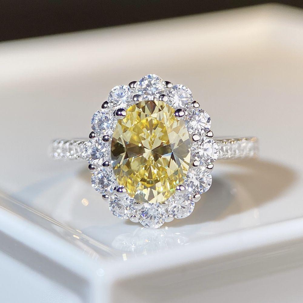 S925 Sterling Silver Goose Egg Ring - Yellow Pigeon Design for Women's Fashion, Versatile and High-End Luxury.