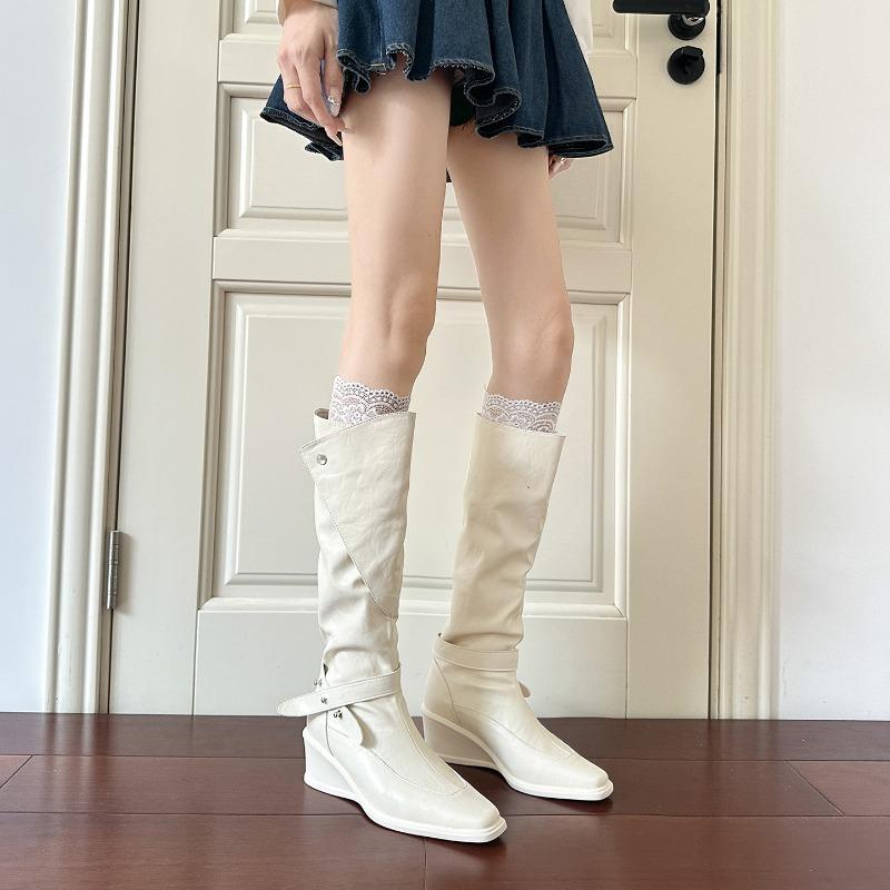 Hohe Stiefel mit quadratischem Absatz Damen Herbst- und Winterdesign Sinn Keilabsatz Western Cowboy Stiefel Vielseitige Ritterstiefel Damen Stapel