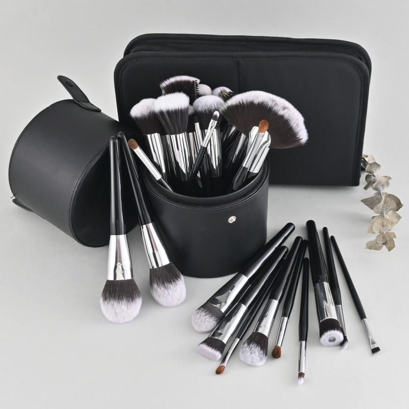 12-Piece Professional Makeup Brush Set With Horse Hair Synthetic Bristles Long Wooden Handle Eye Shadow Brushes Beginners