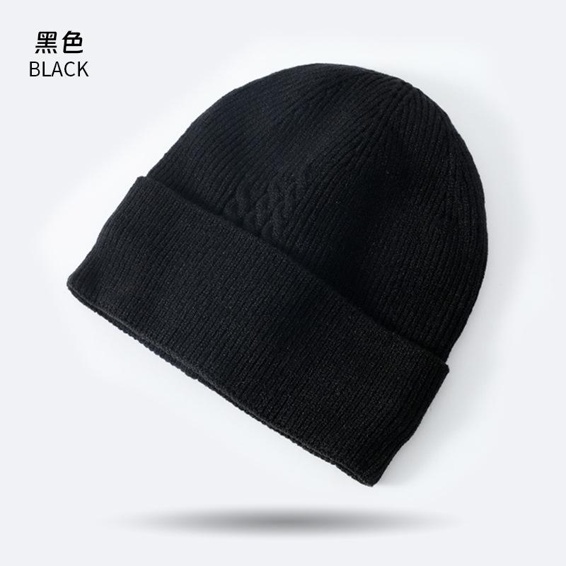 

Knitted hat men s autumn and winter versatile jacquard big head circumference cold hat fashionable warm versatile thickened wool hat one size fits all чорний