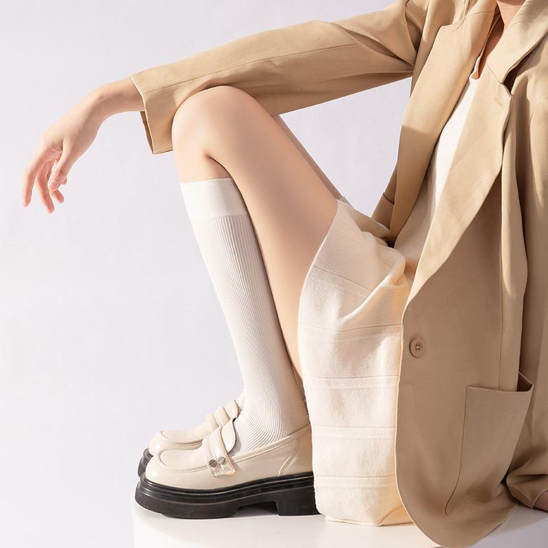 Women's Spring and Autumn Solid Color Long Stockings for Slimming, Retro Ankela Red Solid Color Knee-length Slimming Legs