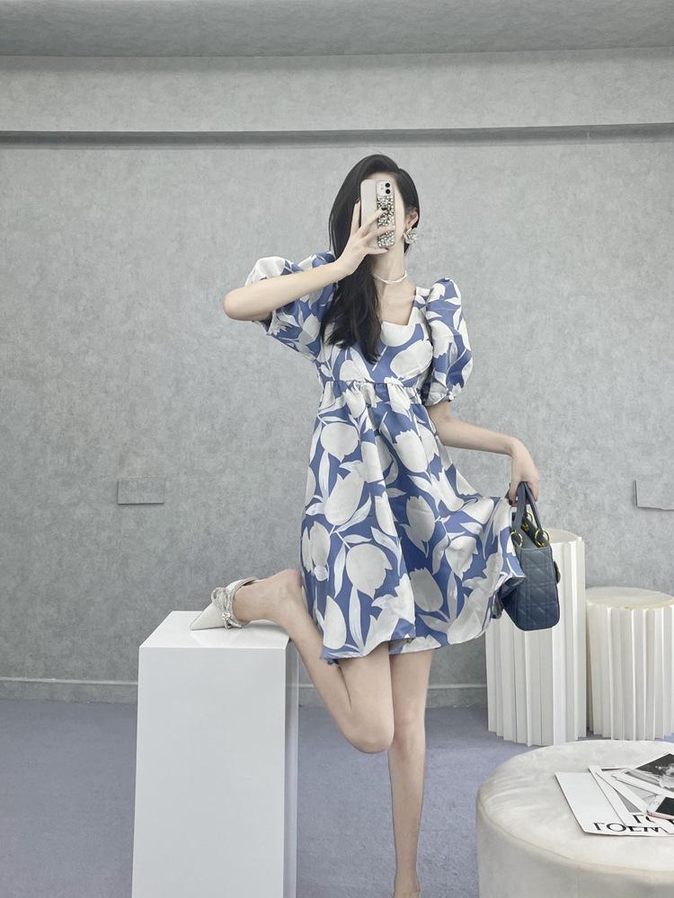 Women's 2023 Mid-Length French Fashion Puff Sleeve Print Dress