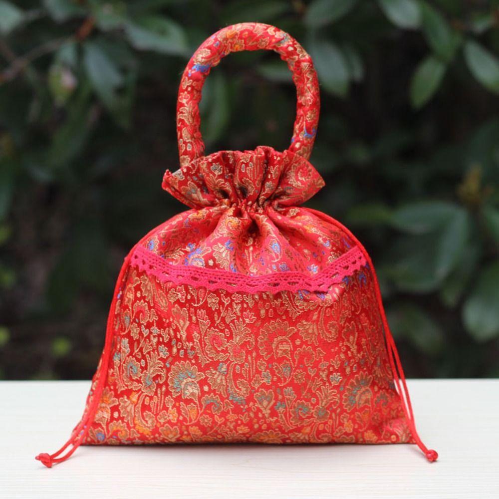 Sweet Chinese Style Flower Drawstring Bag Wedding Candy Storage Festive Sugar Bag Red Pocket Party New Year Bucket Bag Festival