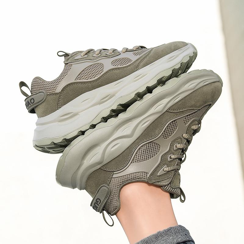 Chaussures de sport style rétro basses luxe léger semelles épaisses amortissantes nouvelles chaussures décontractées tendance papa