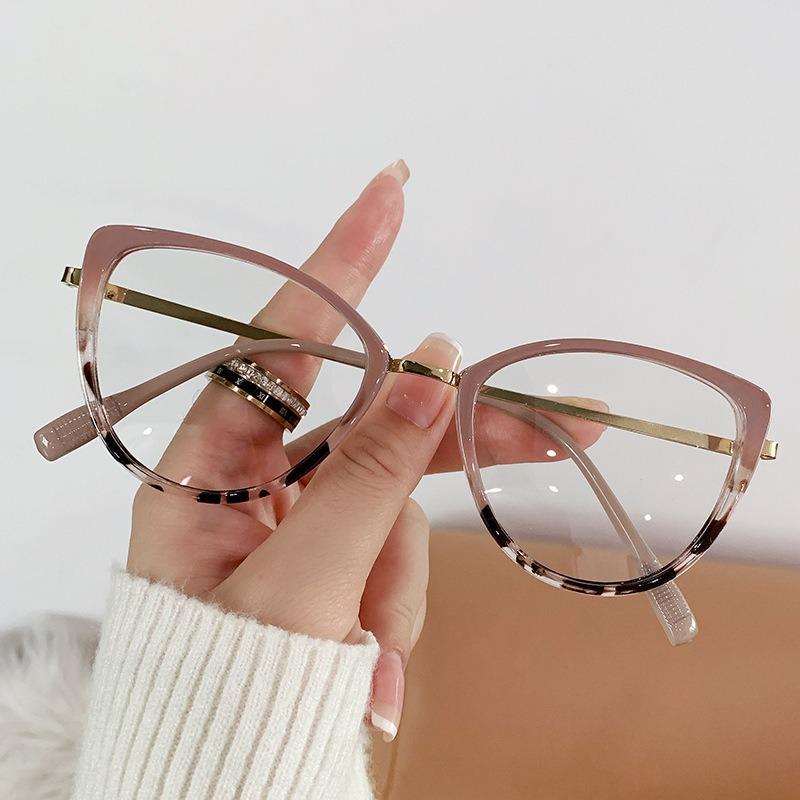 fashion Cat Eye Frame Eyeglasses Photochromic Blue Light Blocking Glasses Women Men Fashion Metal Optical Spectacles Eyewear