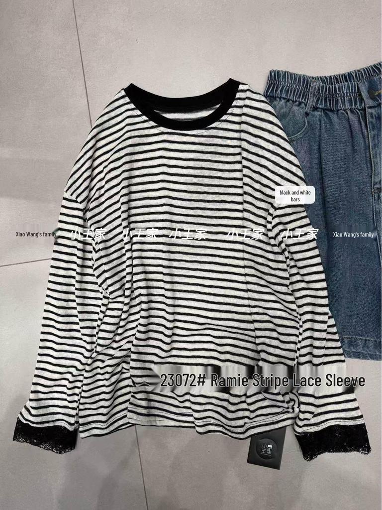 Xiao Wang's Spring Korean Plus Size Loose Lace Patchwork Striped T-shirt