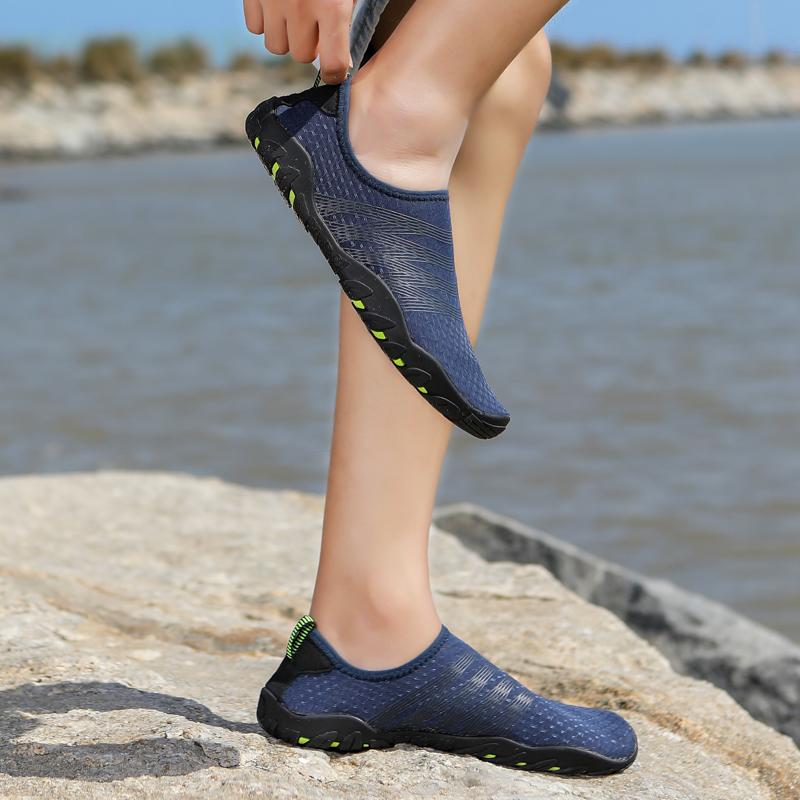 Slip-on Wading Sneakers Men Women Quick Drying Aqua Shoes Lightweight Breathable Water Sports Shoes for Surfing Fishing Kayaking