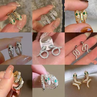 Pendientes de botón de diamante de serpiente para mujer, pendientes versátiles, pendientes de moda con temperamento