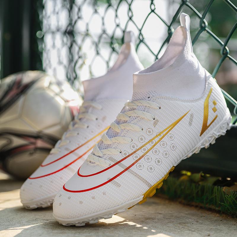 Youth training foreign trade broken new student nail football shoes men's long nail shoes sports shoes women's large size high price