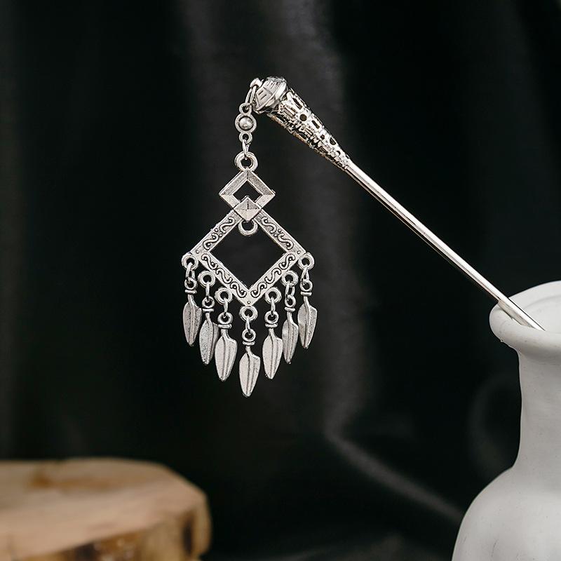 New Chinese Style National Tide Hairpin Minority Wind Hanfu Court Shaking Turquoise Hollow Flowers Tassel Hairpin