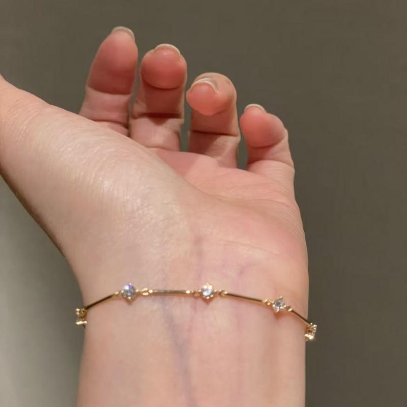 Elegant Minimalist French Style Sparkling Crystal Chain Bracelet Women Thin Layering Gold-Tone Jewelry