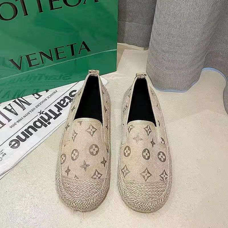 Fisherman shoes women's spring and autumn 2025 new soft flat bottom small fragrant woolen woolen casual weaving lazy one pedal loafers