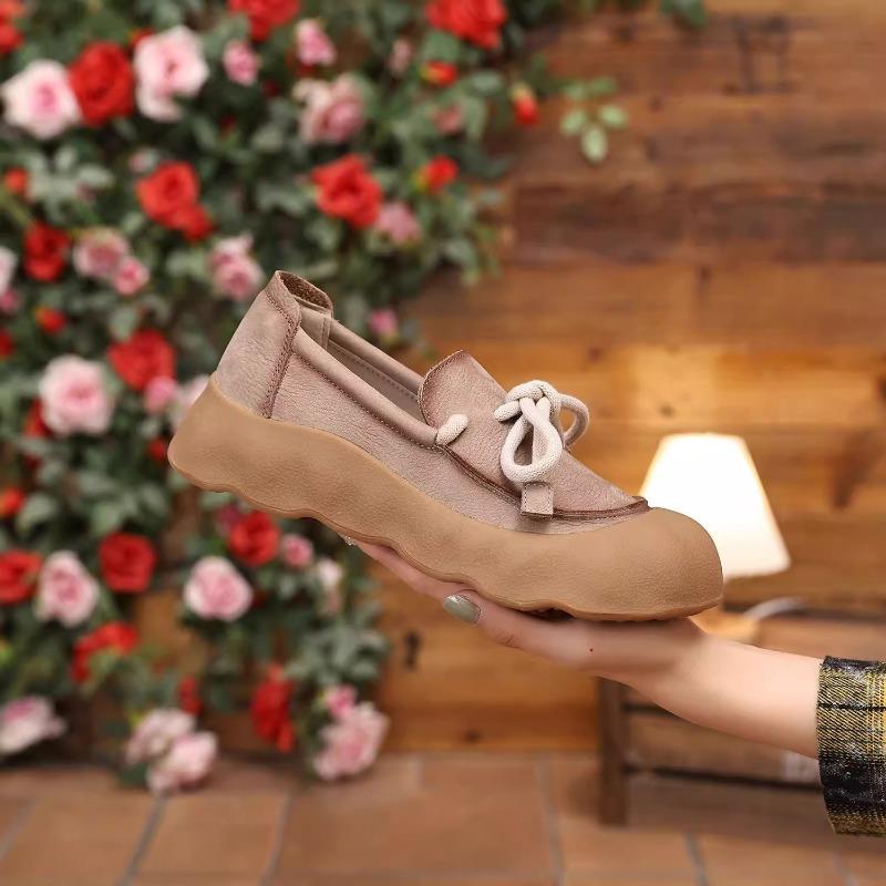 Retro lace-up one-pedal thick-soled women's new fashionable versatile, comfortable and lightweight small leather shoes