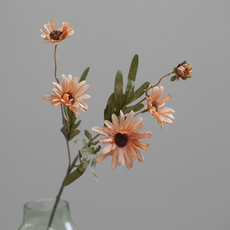Retro Daisy Artificial Flowers Centerpiece - Nordic 5 Heads, Oil Painting Style, Home & Dining Table Decor, Silk.
