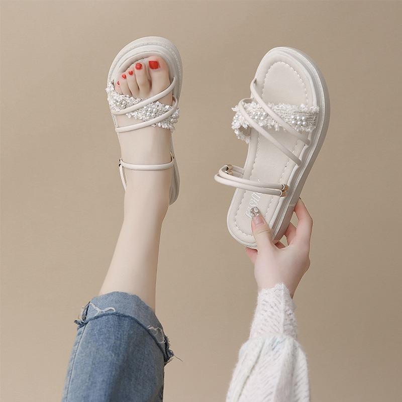 Sandals Women's New Summer Flat-bottomed Versatile Beach Pregnant Women Wear Two Cool Slippers