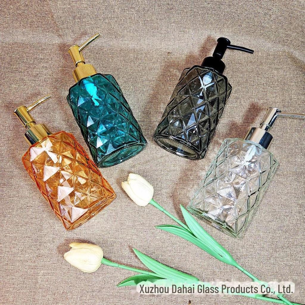 Multicolor Travel Bottle Set for Shampoo, Bath, Shower Gel, Hand Soap, Lotion - Press-Top, Refillable, Portable.