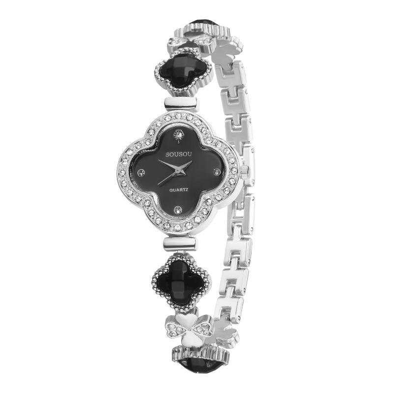 Fashionable temperament, light luxury, diamond studded bracelet, women's quartz watch, clover shaped wristwatch