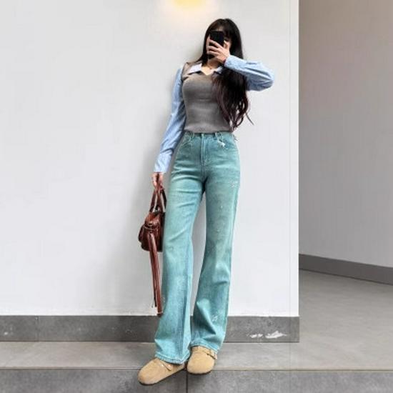 

Джинсы широкие с высокой посадкой с узором бабочки цвета чирок - Женские облегающие стрейчевые брюки из весенней коллекции 2025 Small тил синий