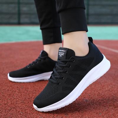 Obuwie męskie – Sneakersy