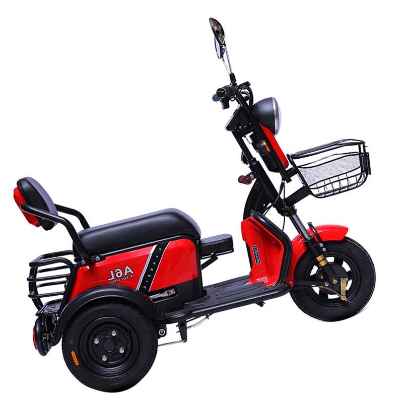 Electric Scooter Tricycle with 120 Km Range and Customizable Battery