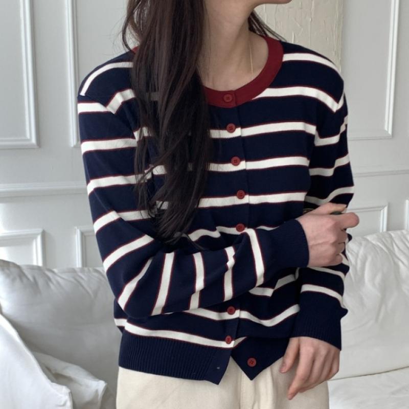 Shop   Women S contraSt Striped Round Btn lS Knit Cardigan Gray 21dS Wcd260093