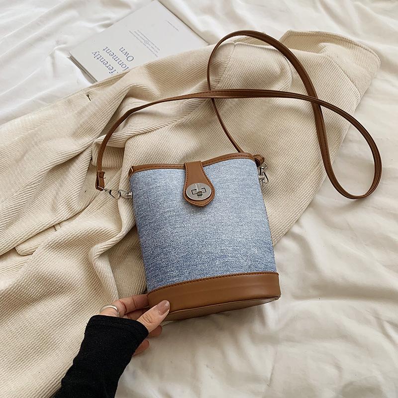 Simple Casual Bucket Bag Women's 2025 New Trendy Denim Splicing Shoulder Bag Niche Fashion Women's Bag