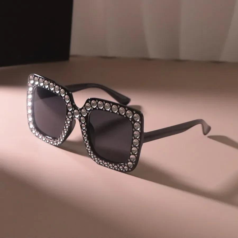 

Luxurious Big Frame Sun Glasses Women Men Square Sunglasses Female Casual Black Colors Mirror Designer Brand Fashion