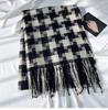 Eleganter Damen-Mehrfarbiger Tartan-Plaid-Schal mit Quastenfransen, Nicht dehnbar, Warmer dekorativer gewebter Schal für lässiges Wochenende, Winddicht, Weicher Komfort