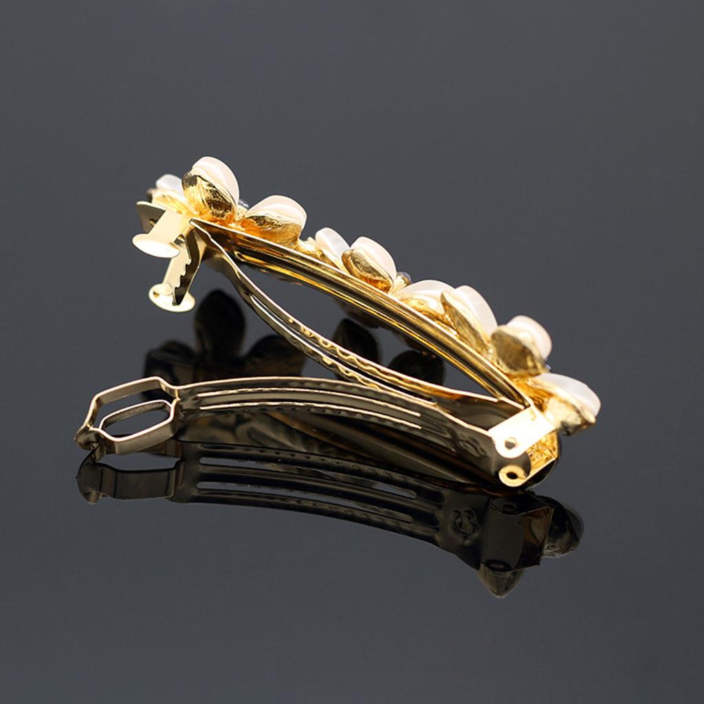 Elegant Rhinestones Cat Eye Spring Hair Clip For Women Girls Daily Use Delicate Floral Design Secure Grip Barrettes