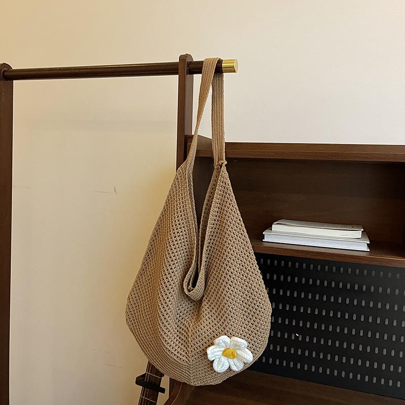 Large Capacity Woven Underarm Bag Women's New Vacation Beach Bag Knitted Hollow Shoulder Bag Tote Bag