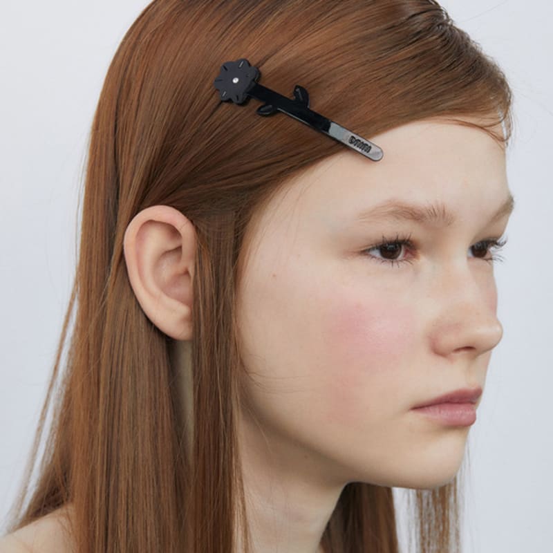 

DNINI Black blossom barrette Black