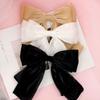 Elegante Accessorio Collare Papillon in Ceramica per Donne con Dettaglio in Tessuto Peluche per Abbigliamento Formale